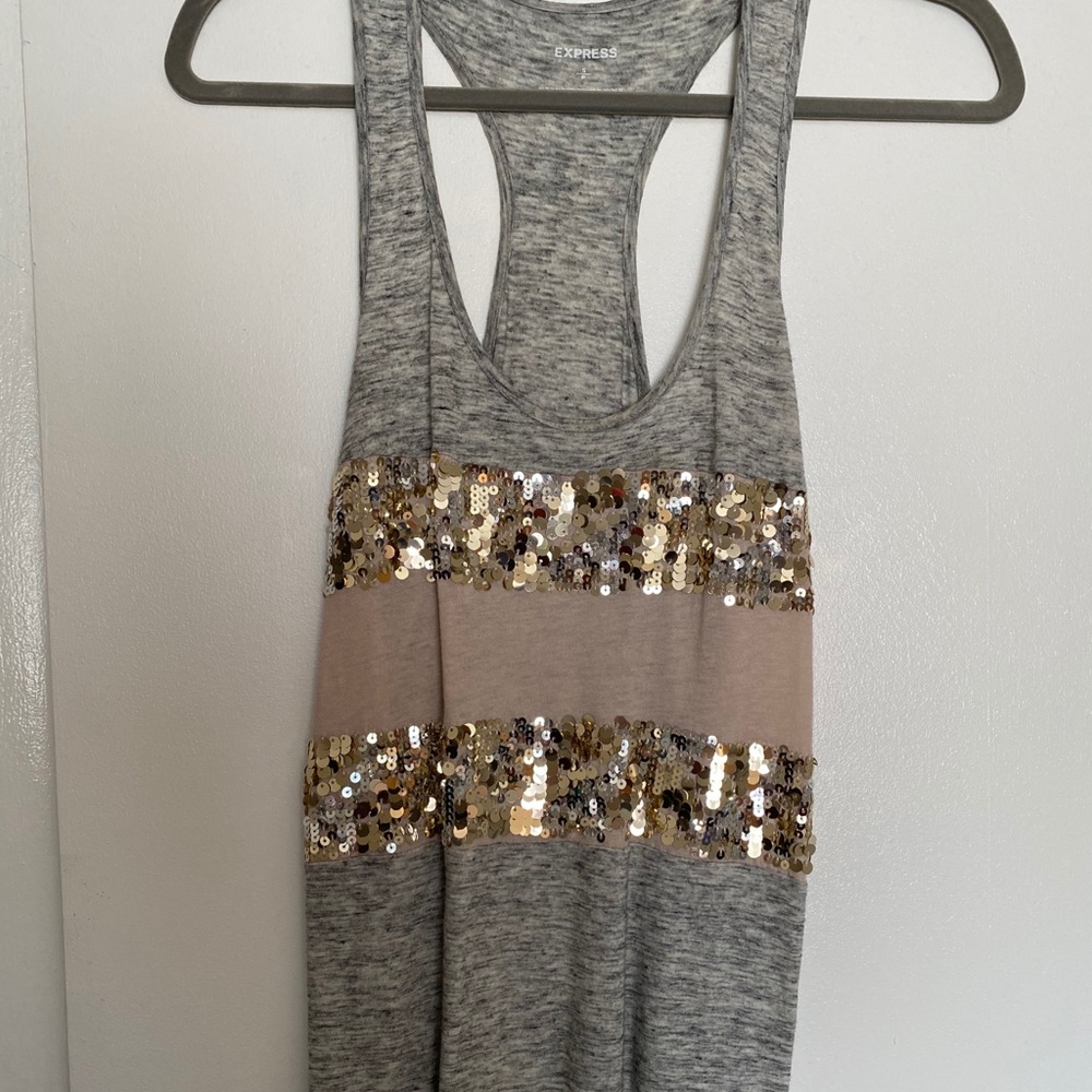 Sequin tank